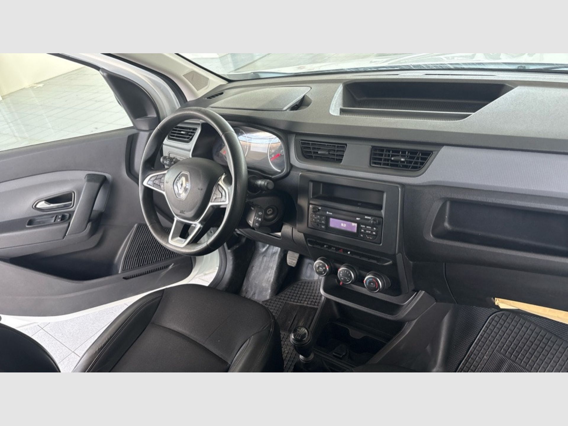 Renault Kangoo Express - 10