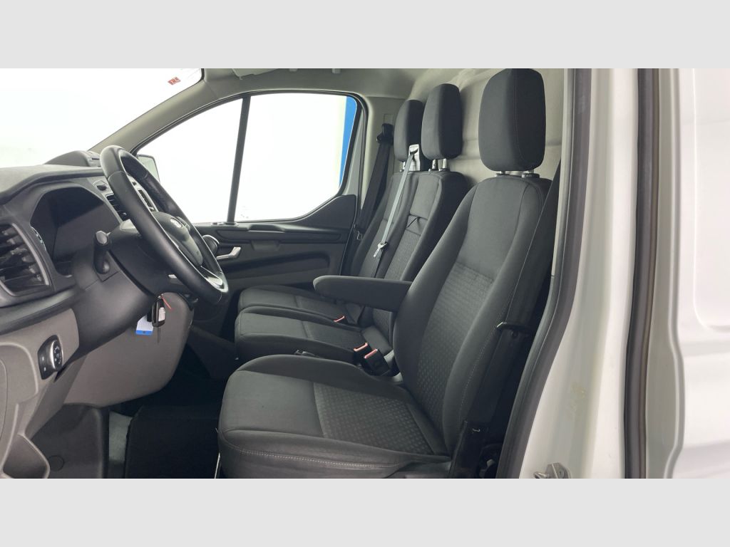 Ford Transit Custom - 11