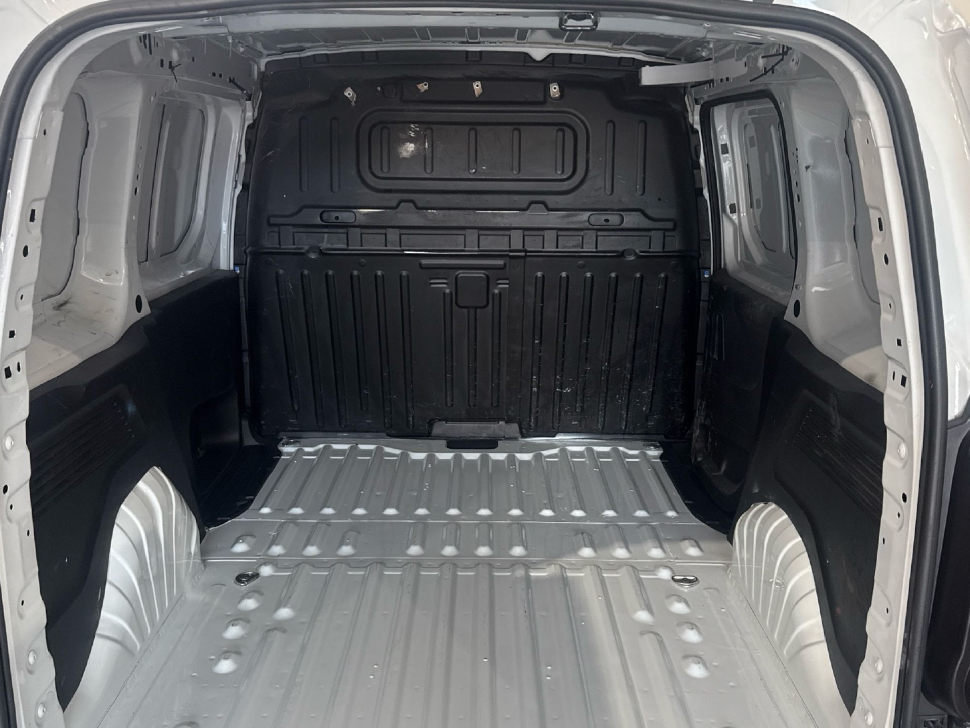 Peugeot Partner - 12