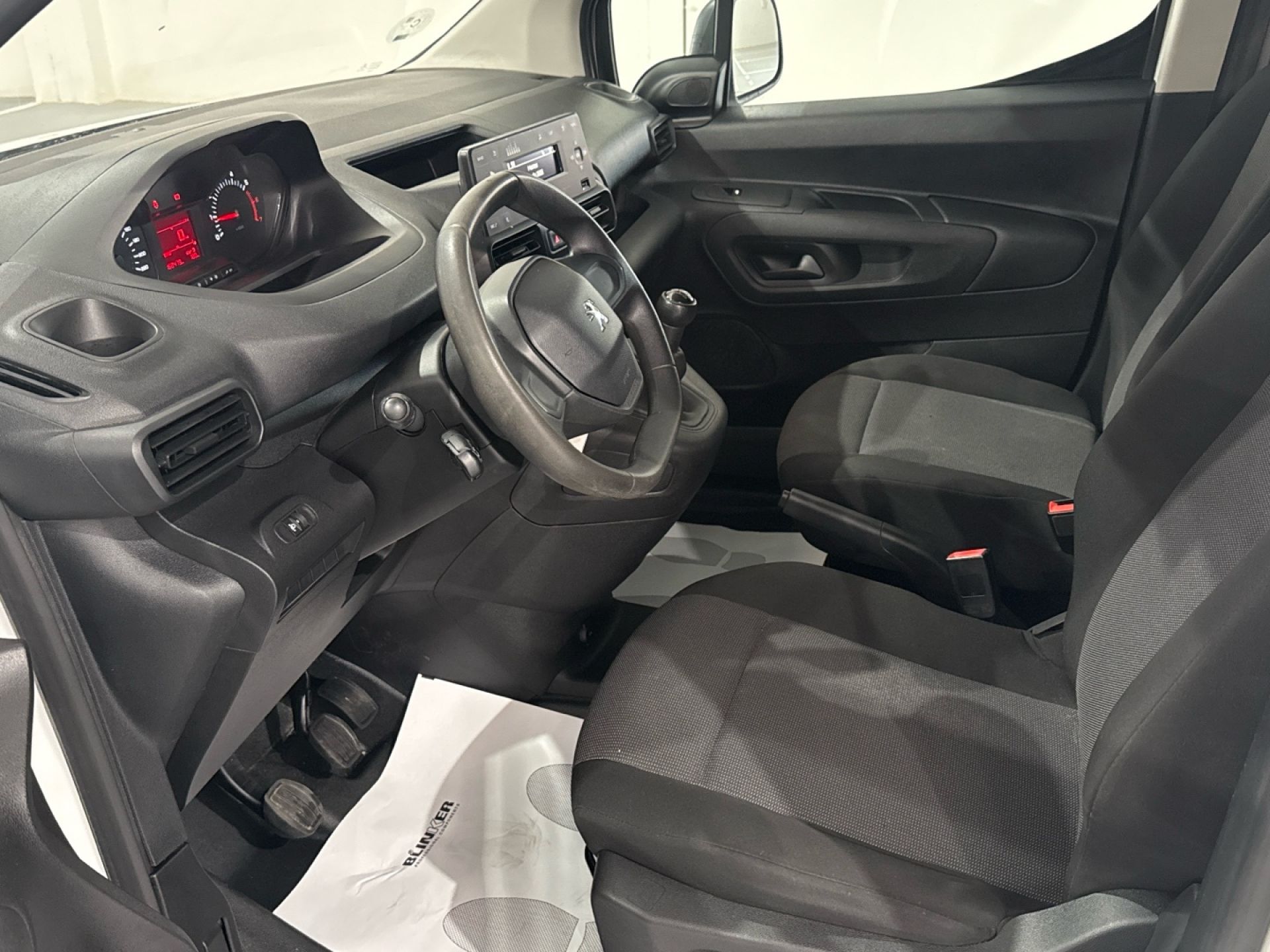 Peugeot Partner - 11