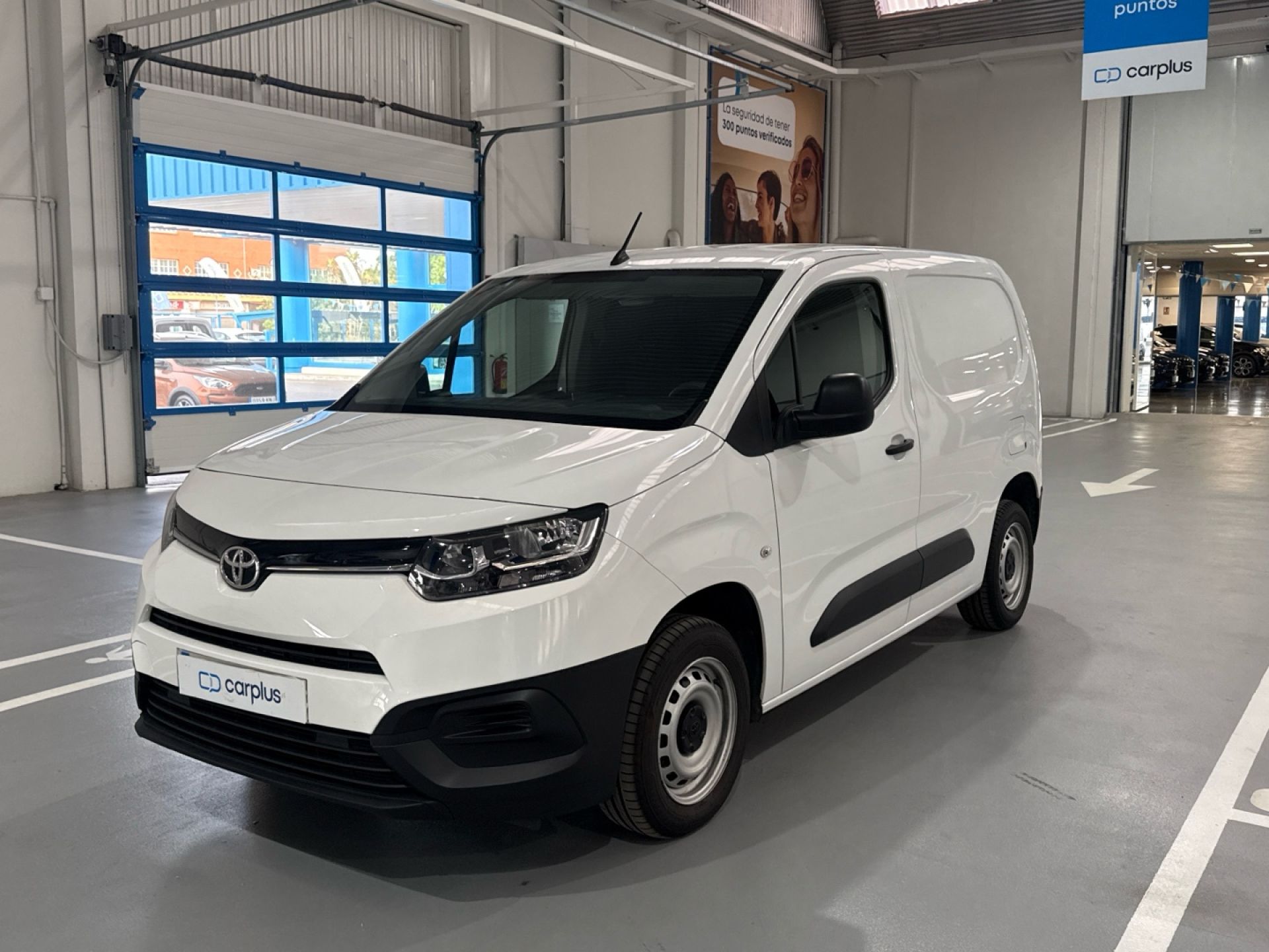 TOYOTA Proace City