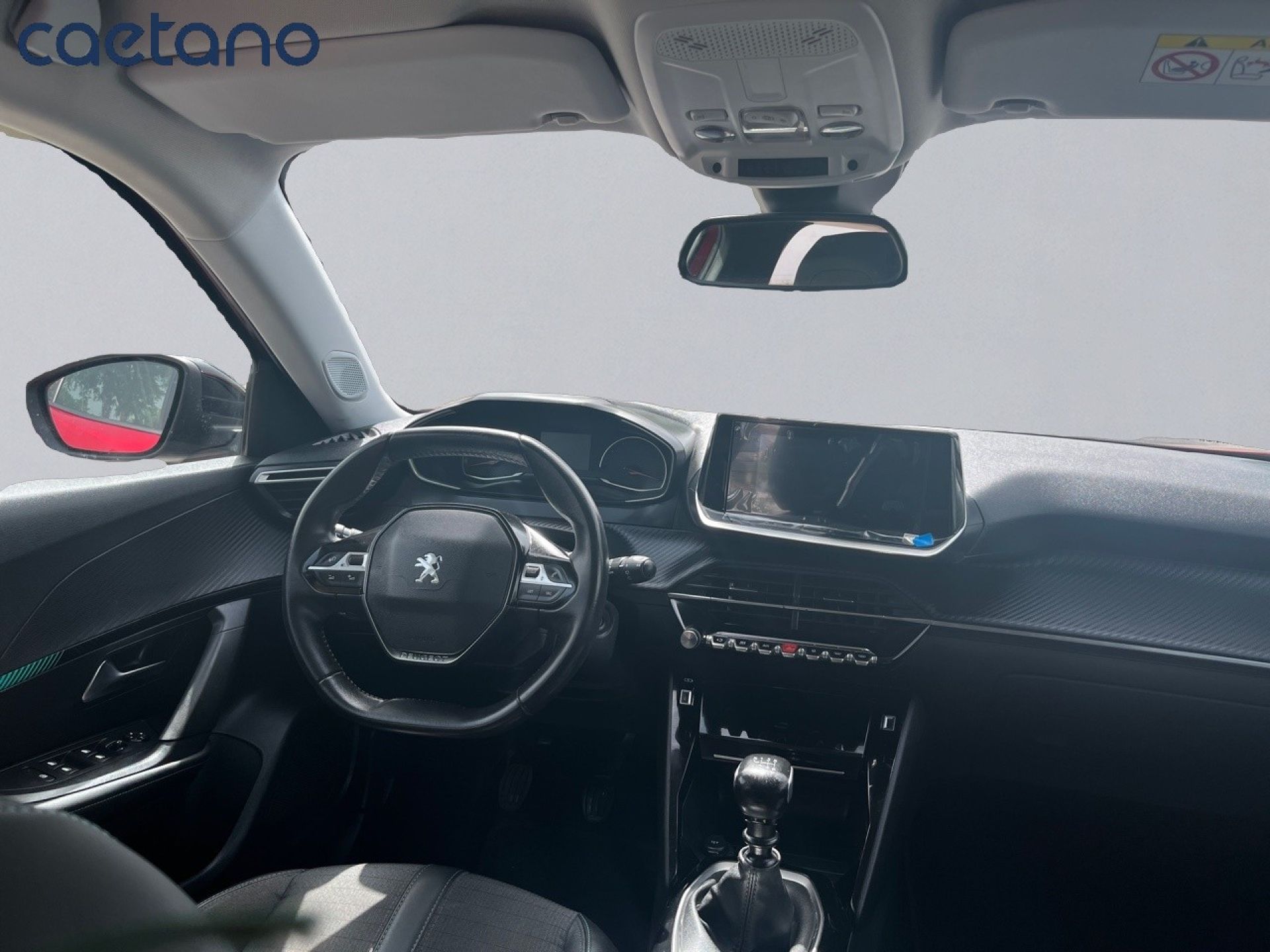 Peugeot 2008 - 12