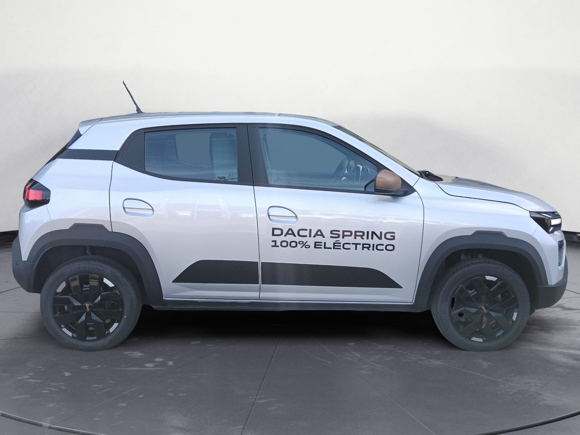 Dacia Spring - 5
