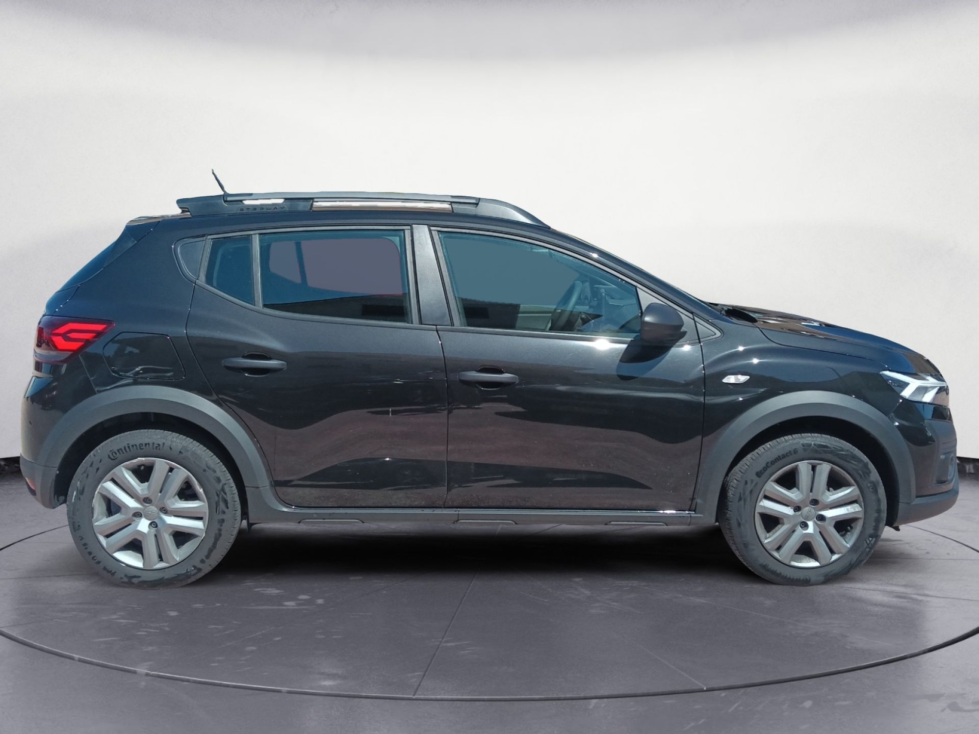 Dacia Sandero - 5
