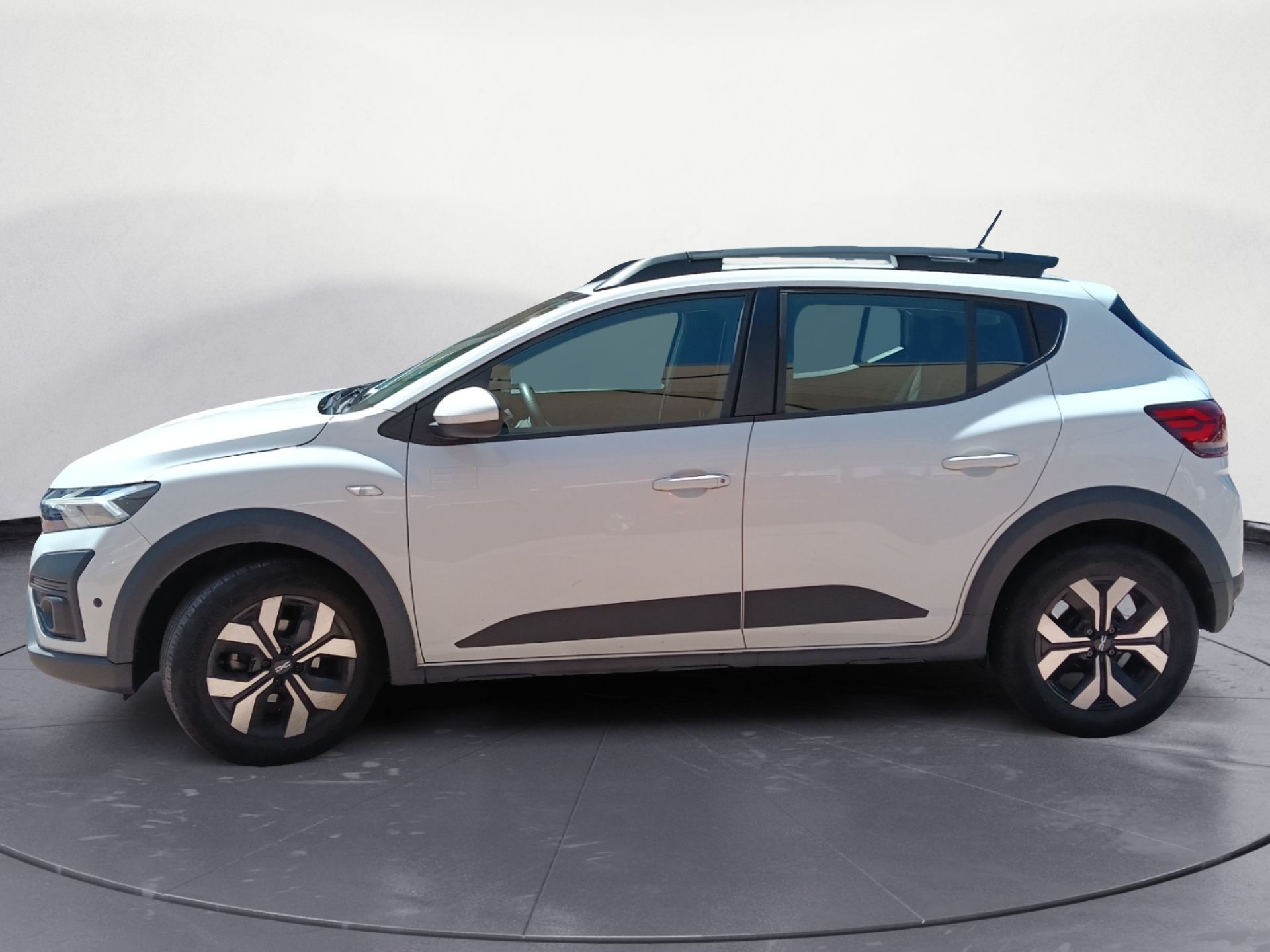 Dacia Sandero - 6