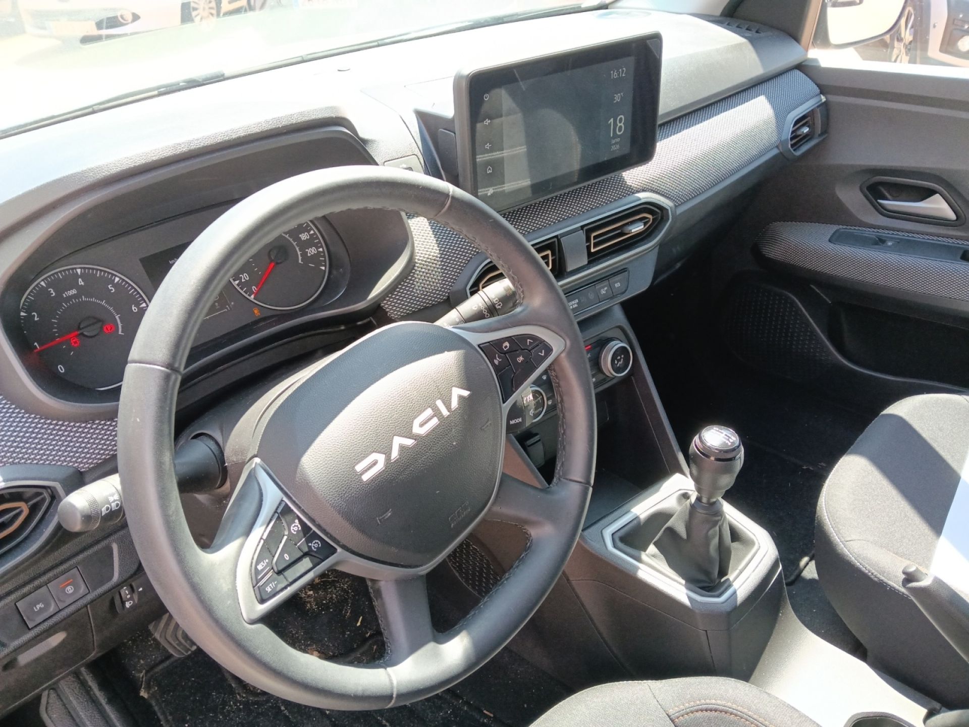 Dacia Sandero - 12