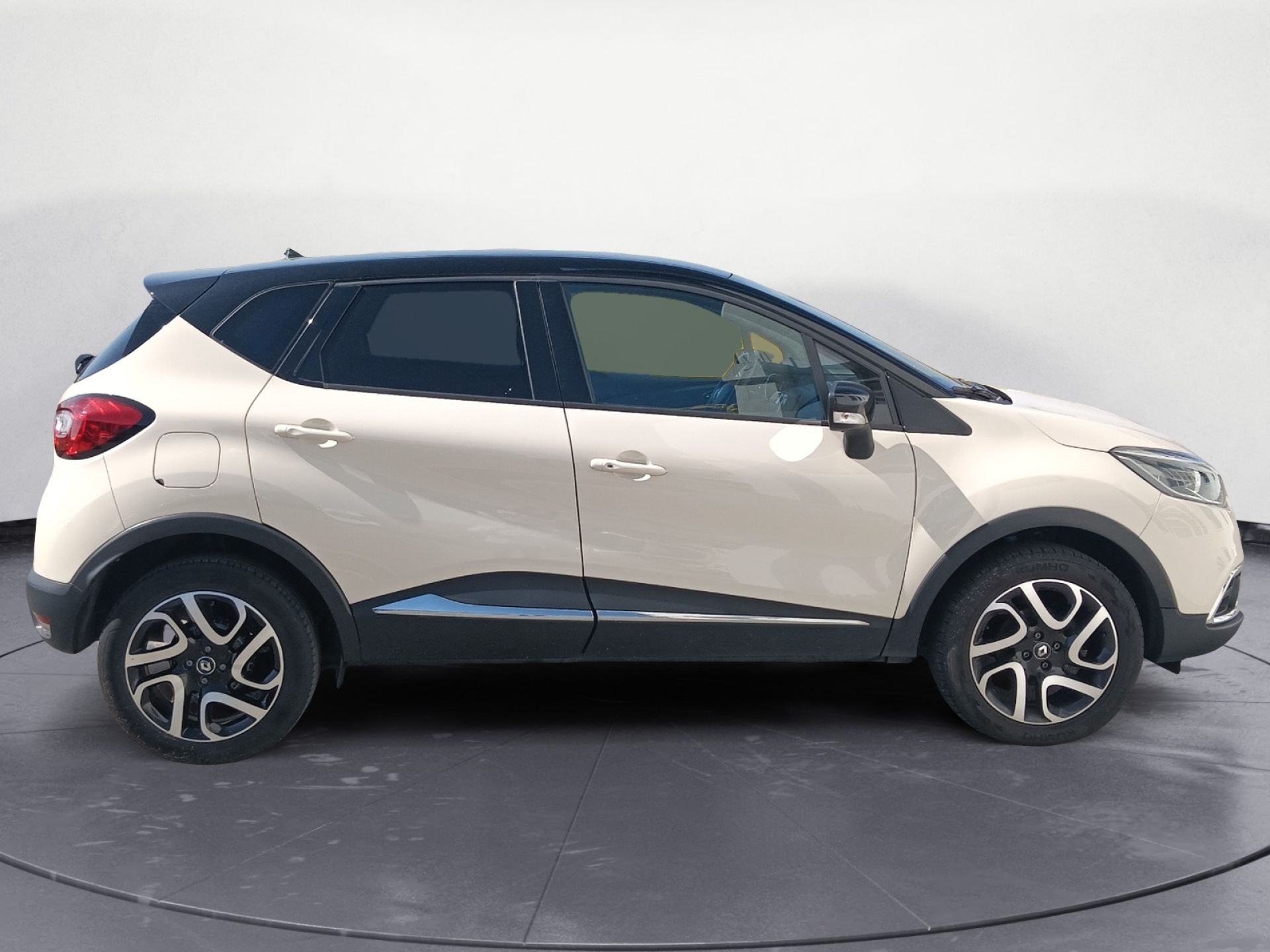 Renault Captur - 5