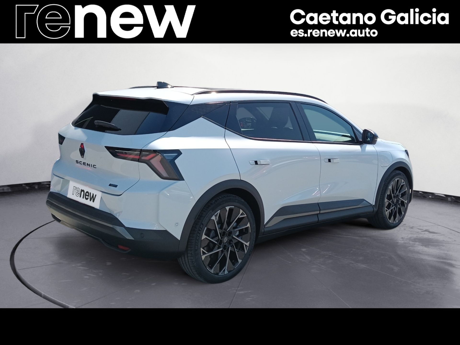 Renault Scenic E-Tech - 2