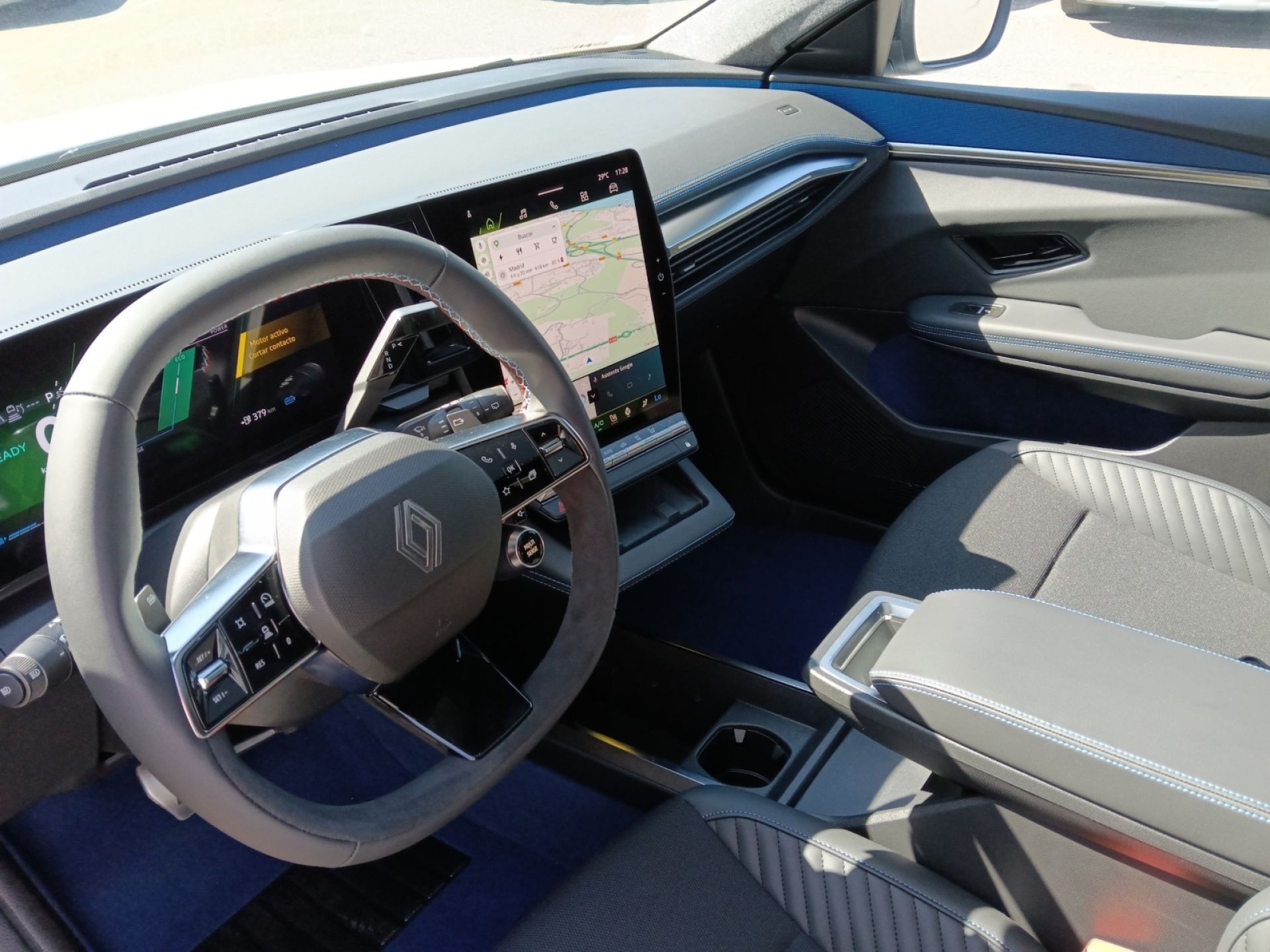 Renault Scenic E-Tech - 12