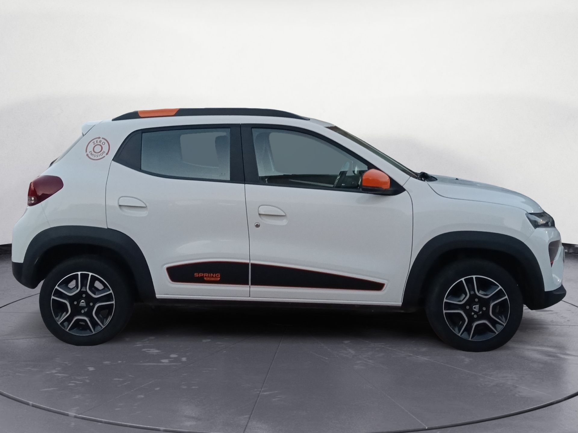 Dacia Spring - 5