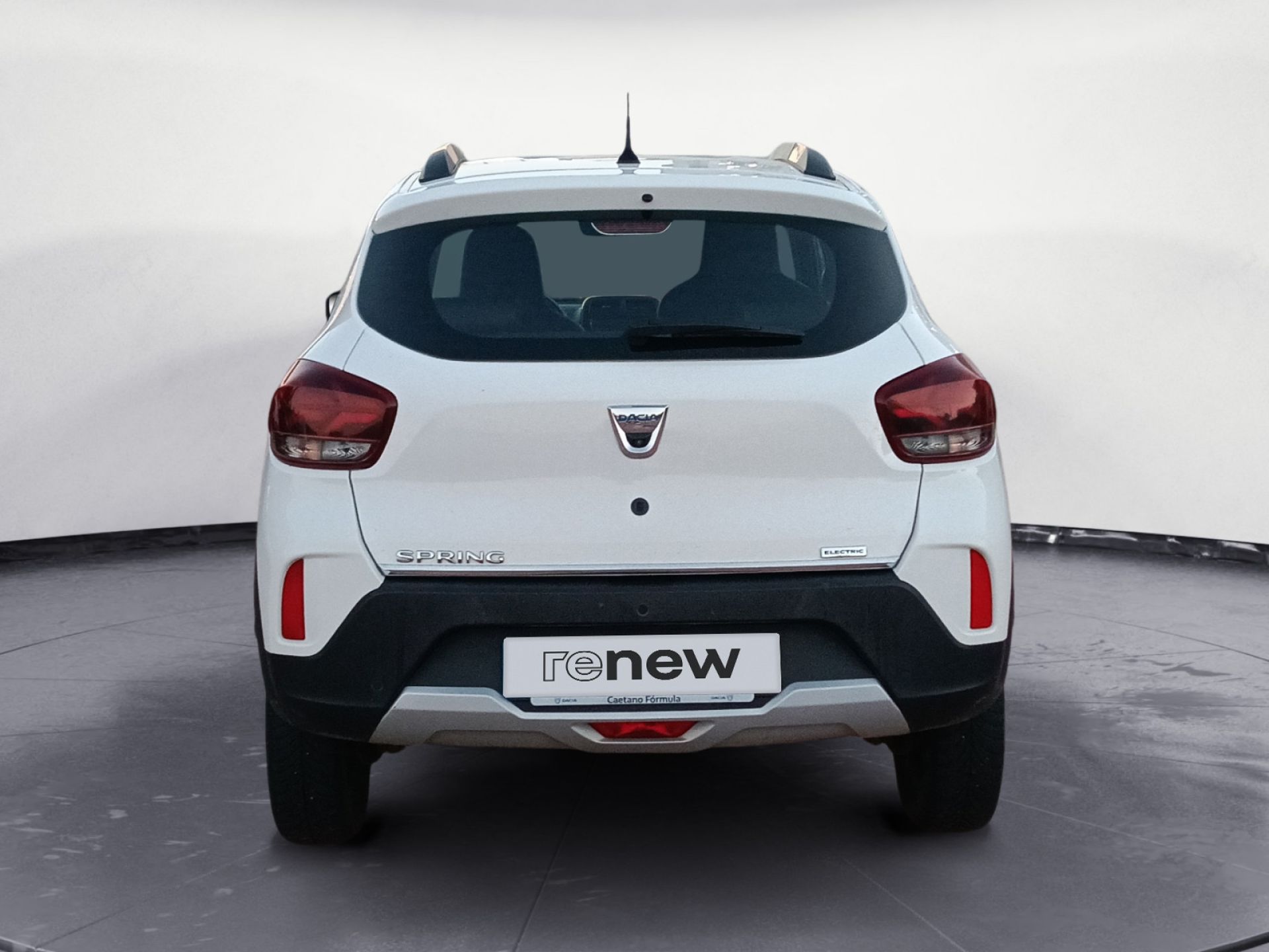 Dacia Spring - 4