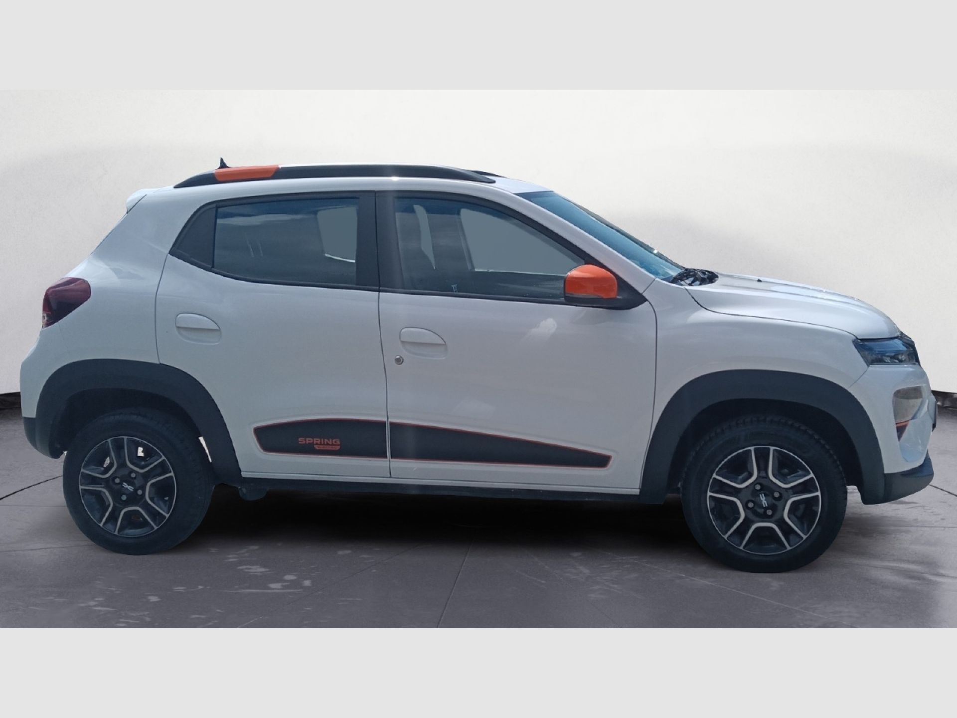 Dacia Spring - 5