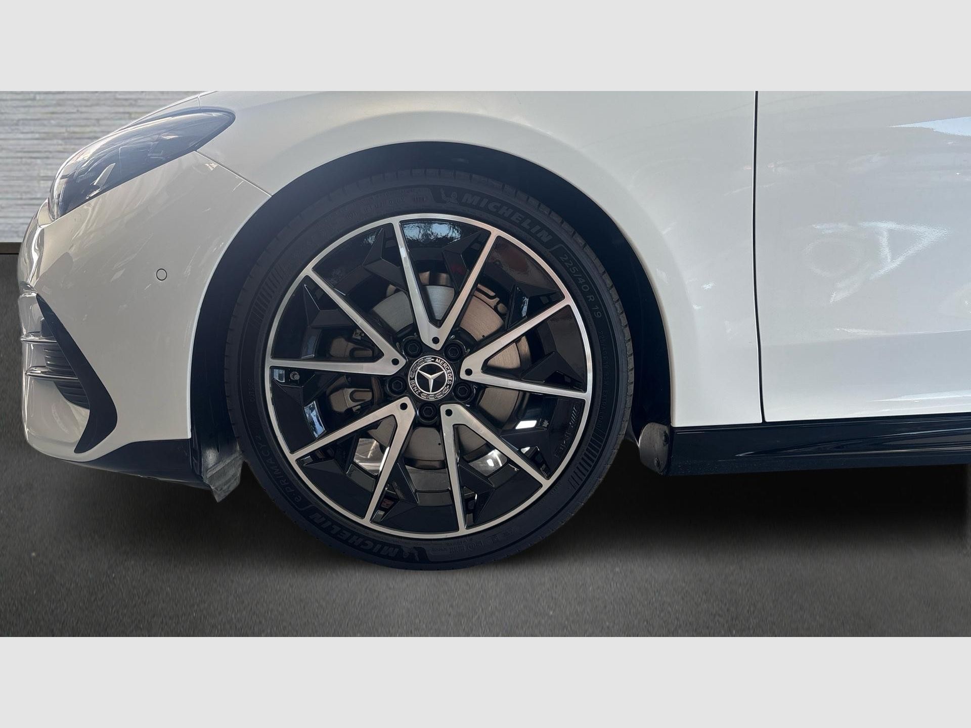 Mercedes-Benz CLA - 5