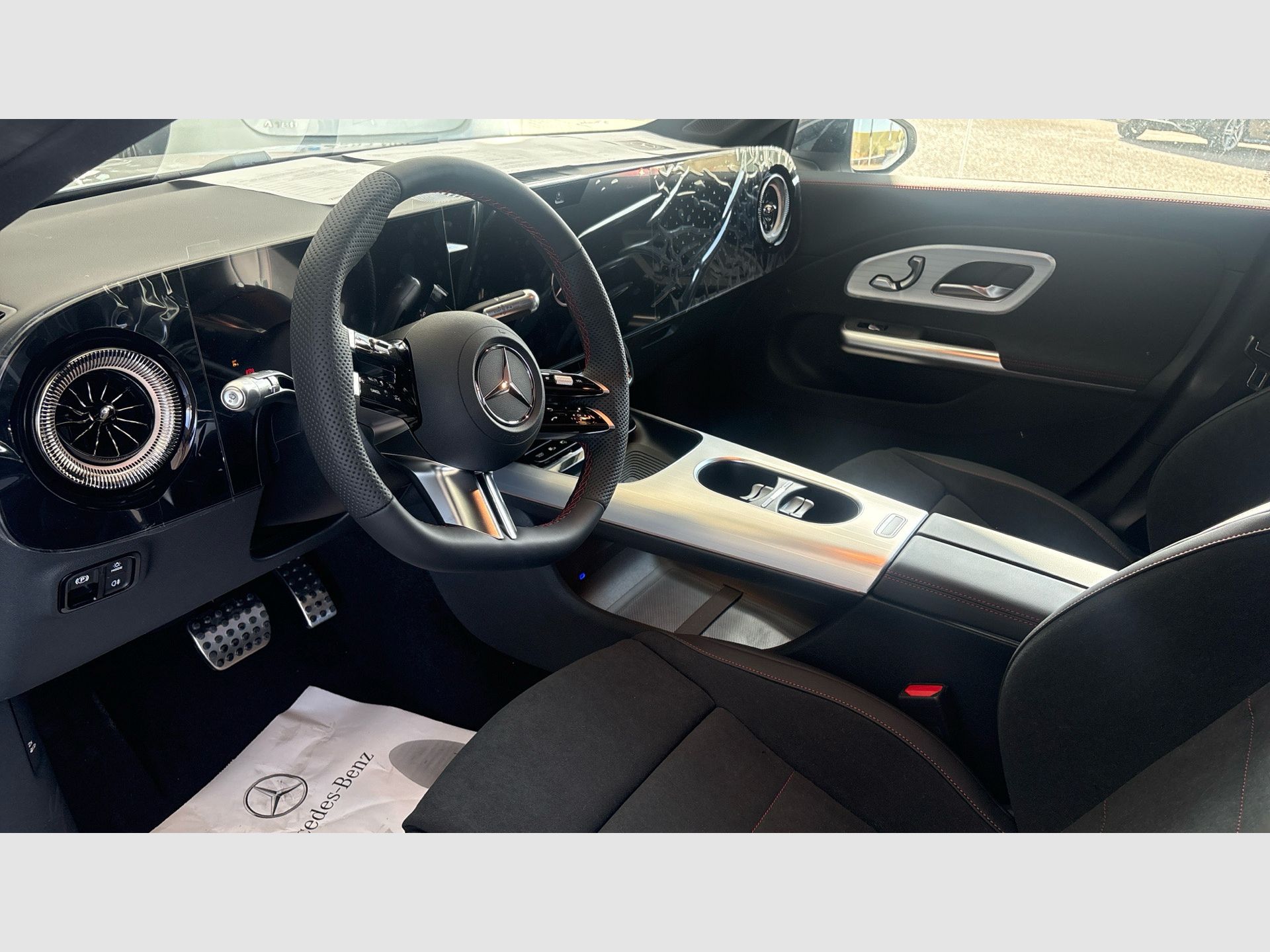 Mercedes-Benz CLA - 6