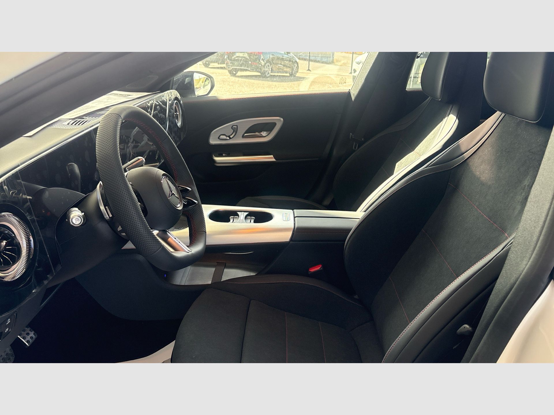 Mercedes-Benz CLA - 7