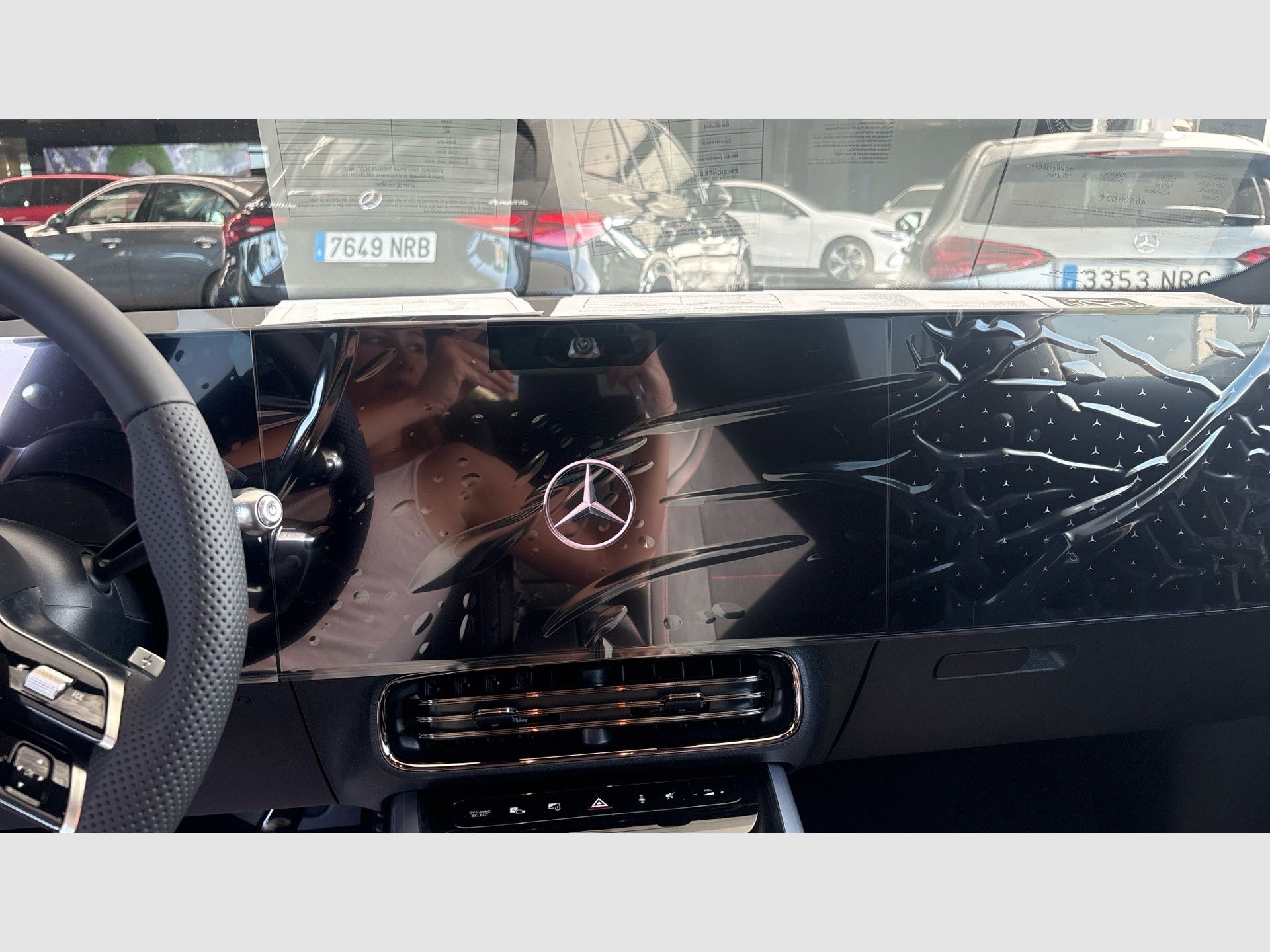Mercedes-Benz CLA - 12
