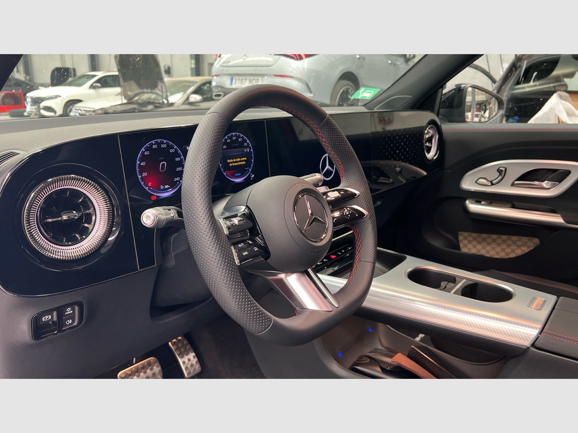 Mercedes-Benz GLB - 6