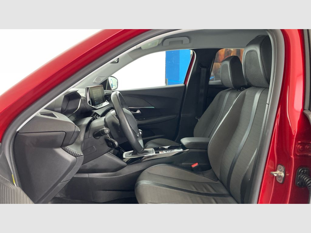 Peugeot 2008 - 11