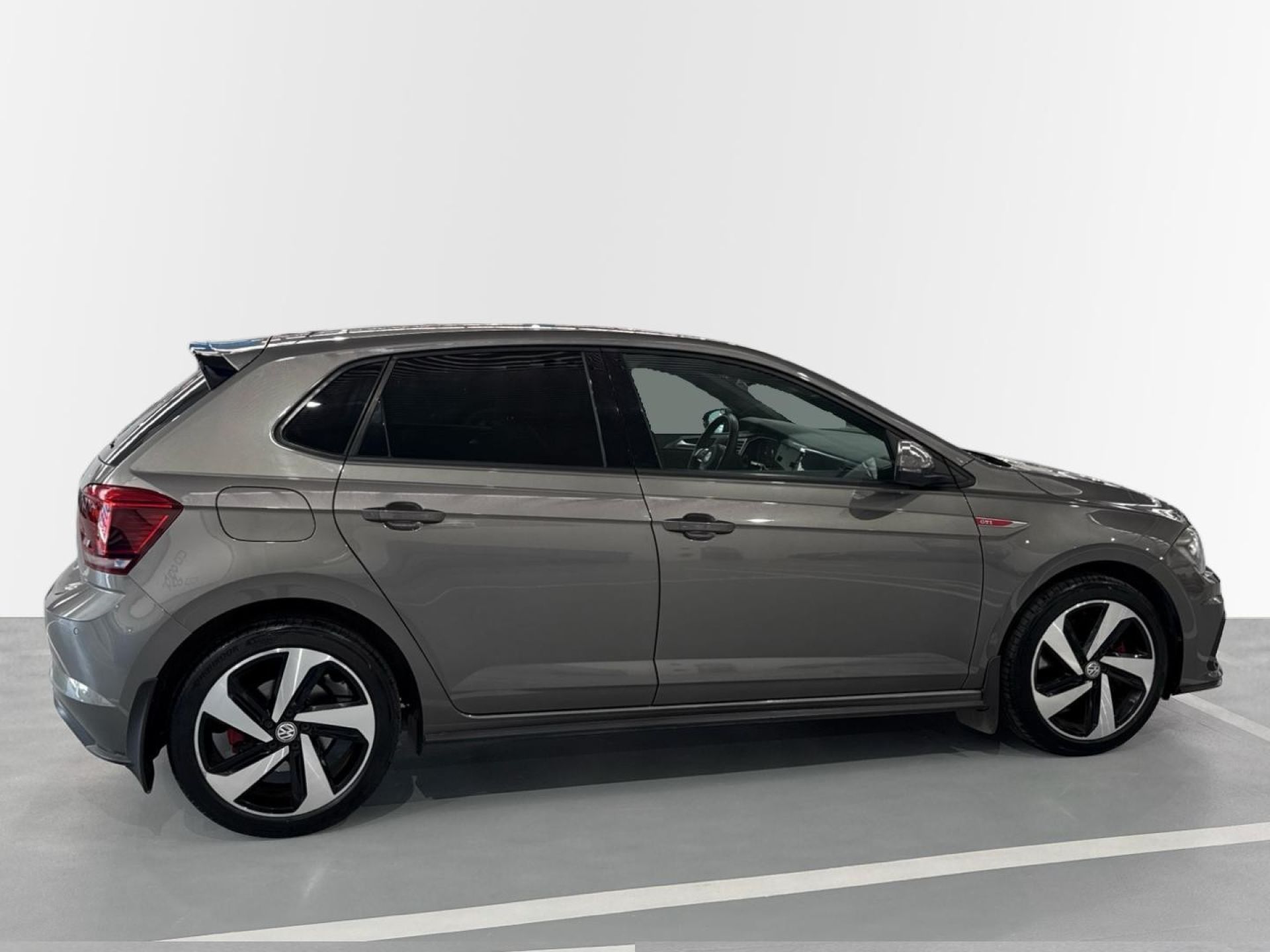 Volkswagen Polo - 8