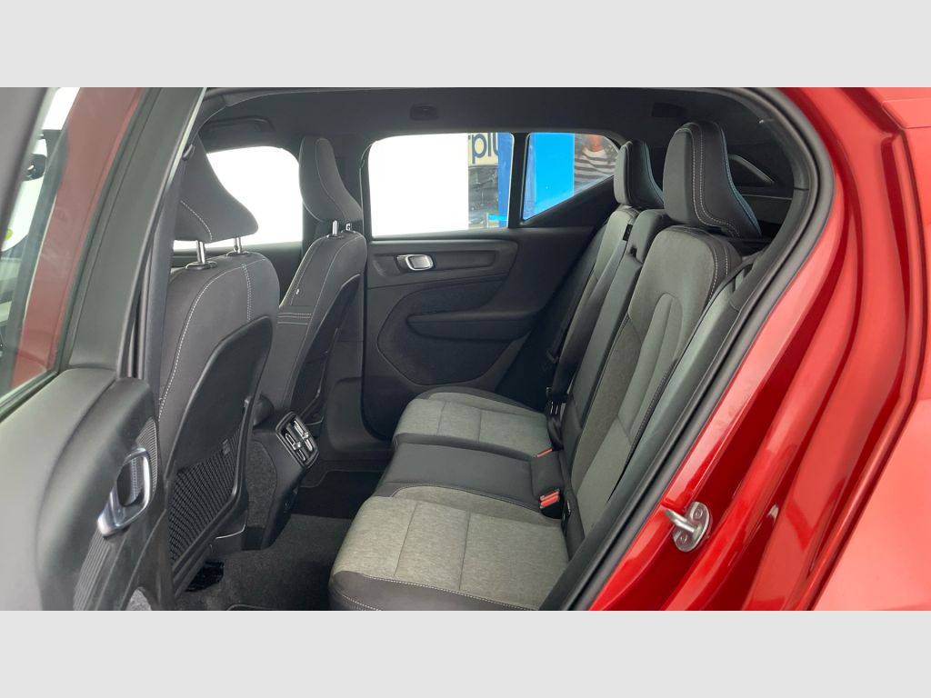 Volvo XC40 - 12