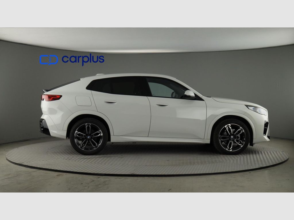 BMW X2 - 8