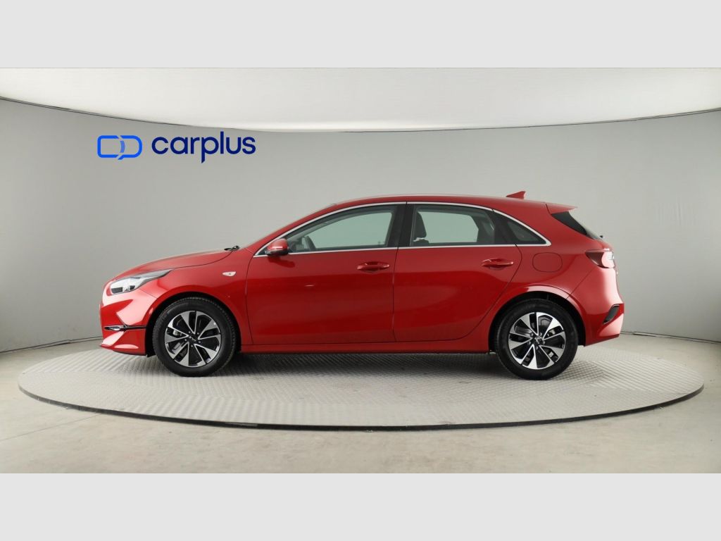 Kia Ceed - 4