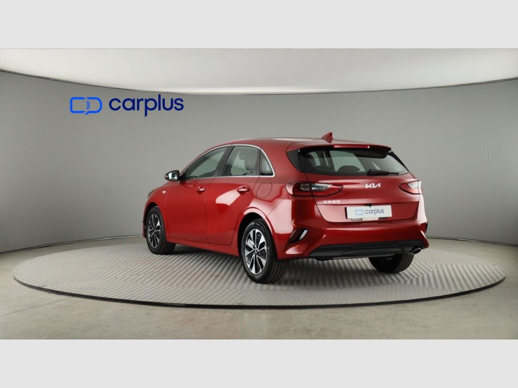 Kia Ceed - 5