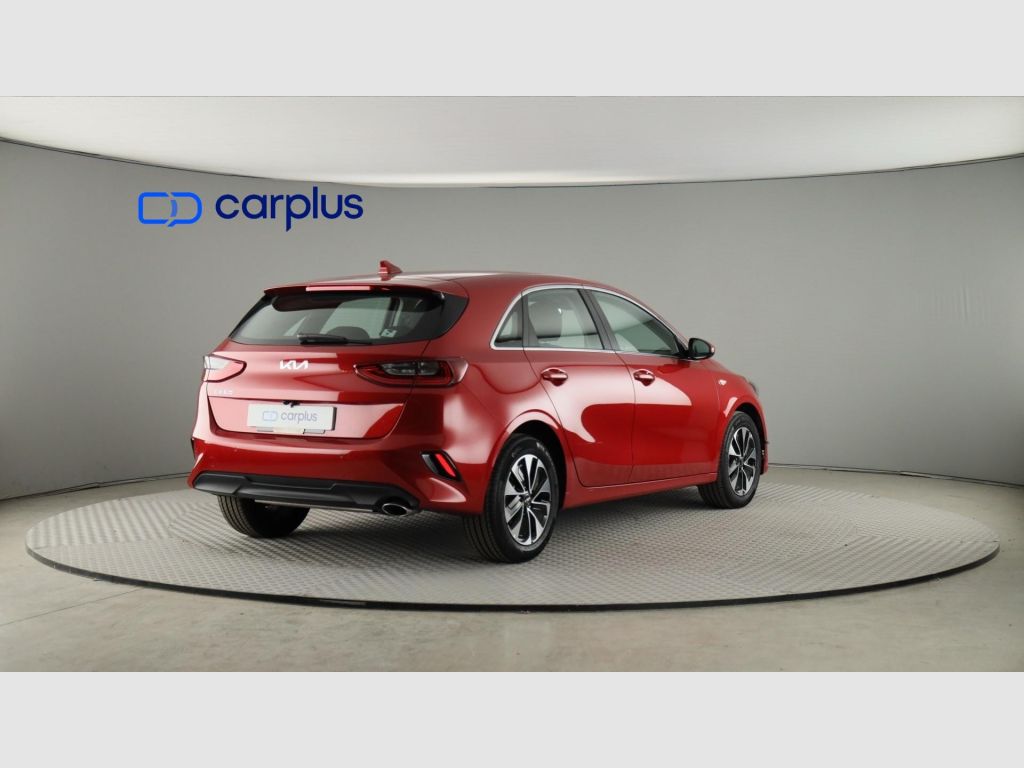 Kia Ceed - 7