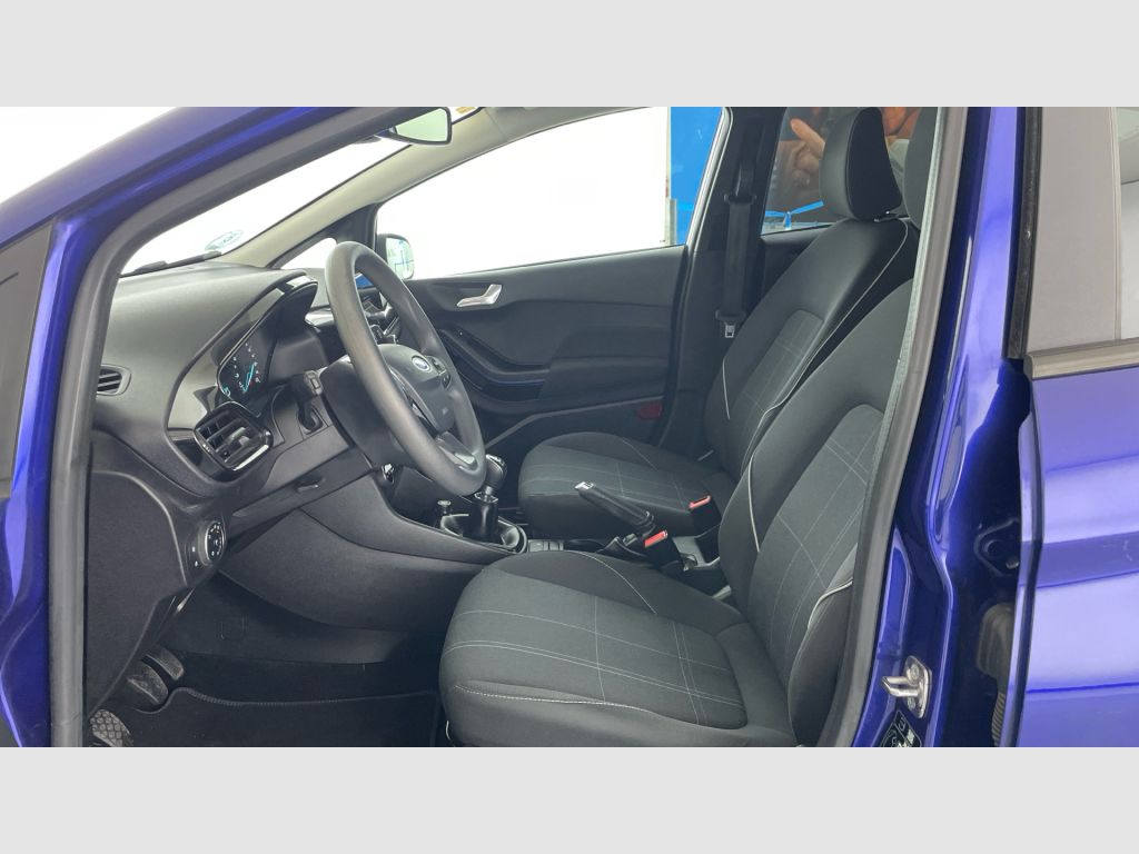 Ford Fiesta - 12