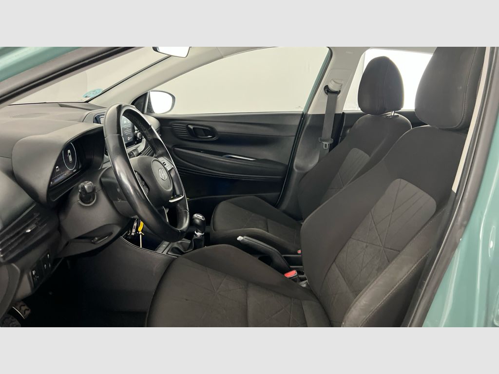 Hyundai Bayon - 12