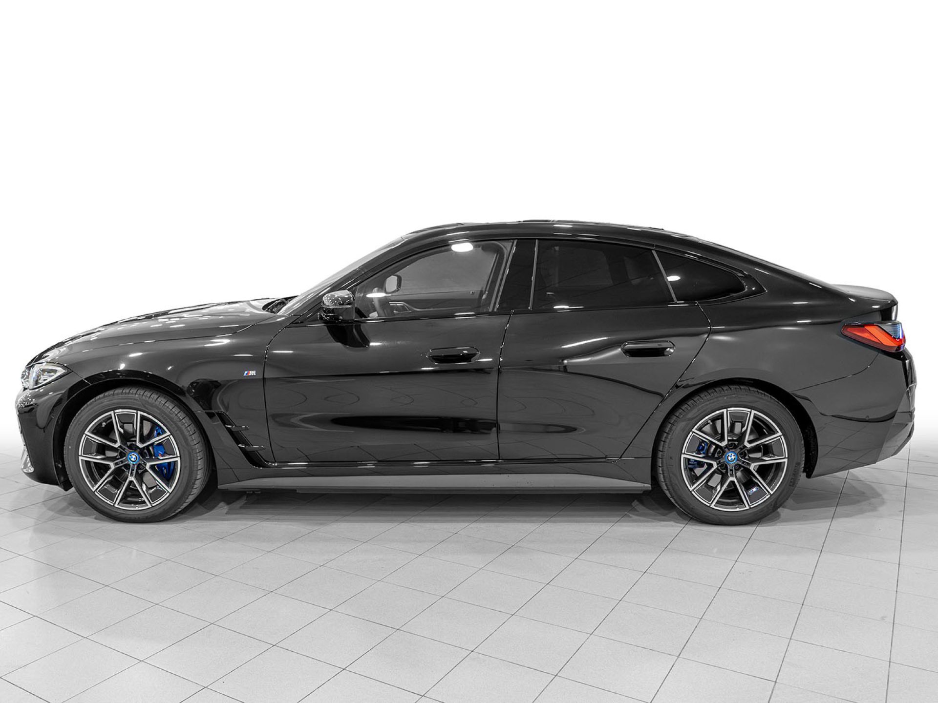 BMW i4 - 3