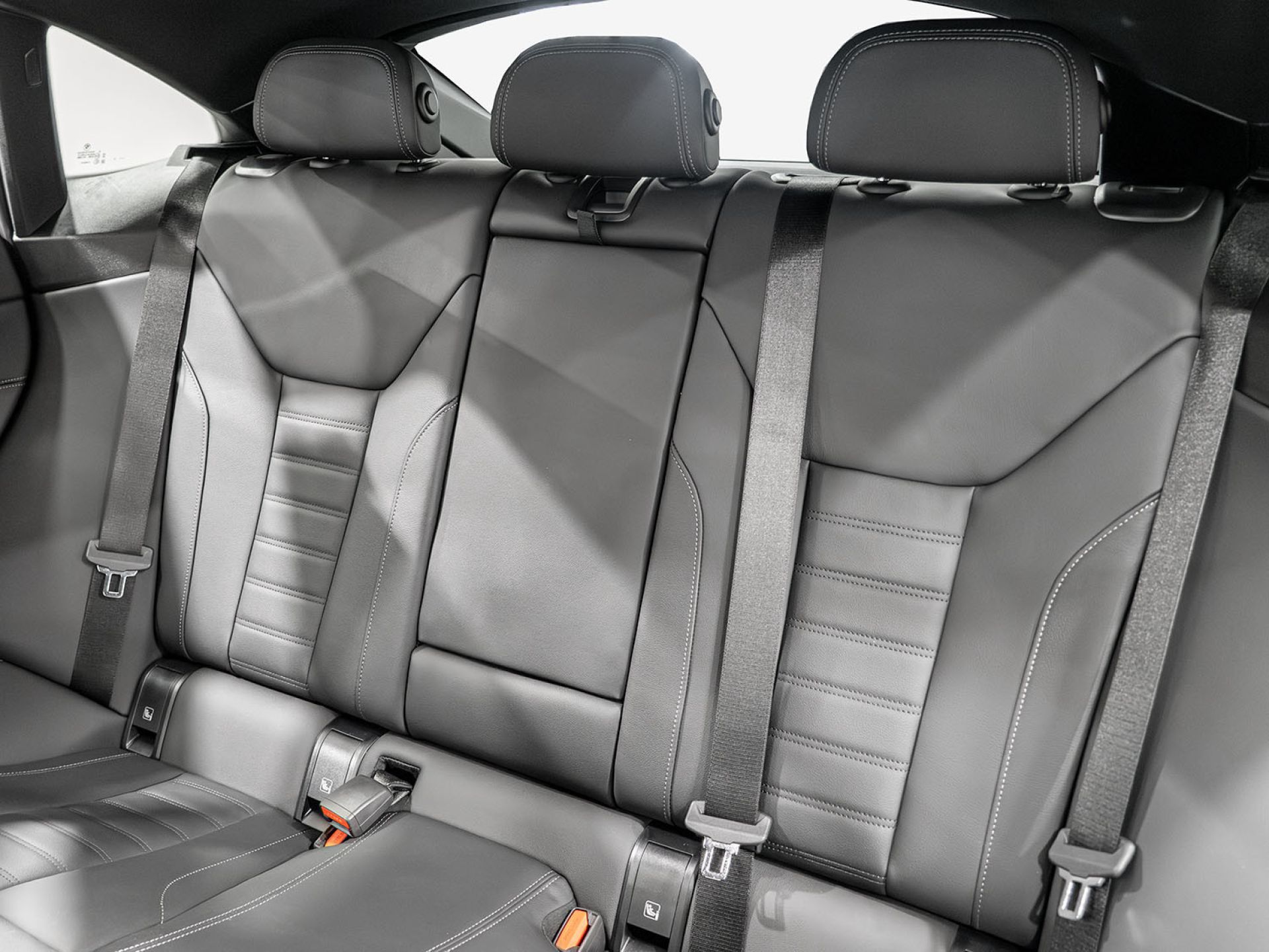 BMW i4 - 9