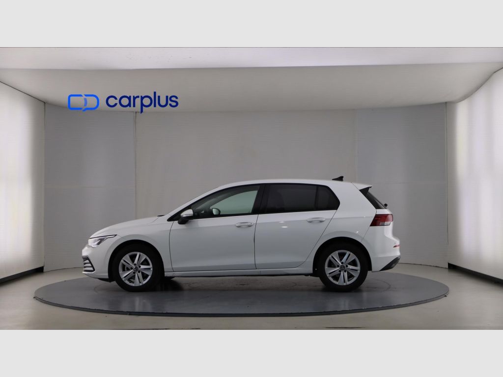 Volkswagen Golf - 8