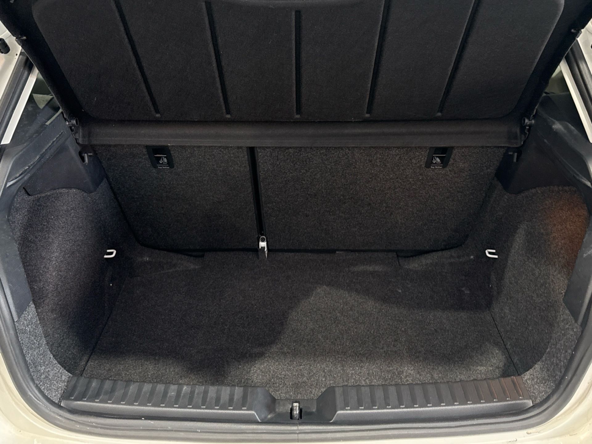 SEAT Ibiza - 12