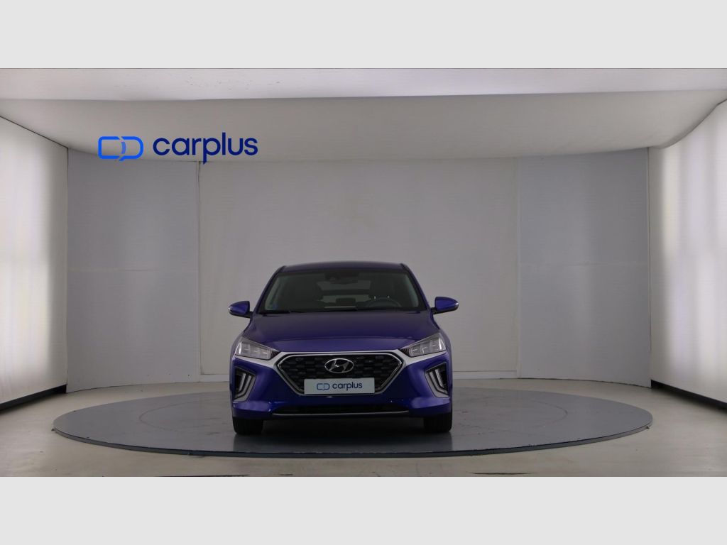 Hyundai IONIQ - 3