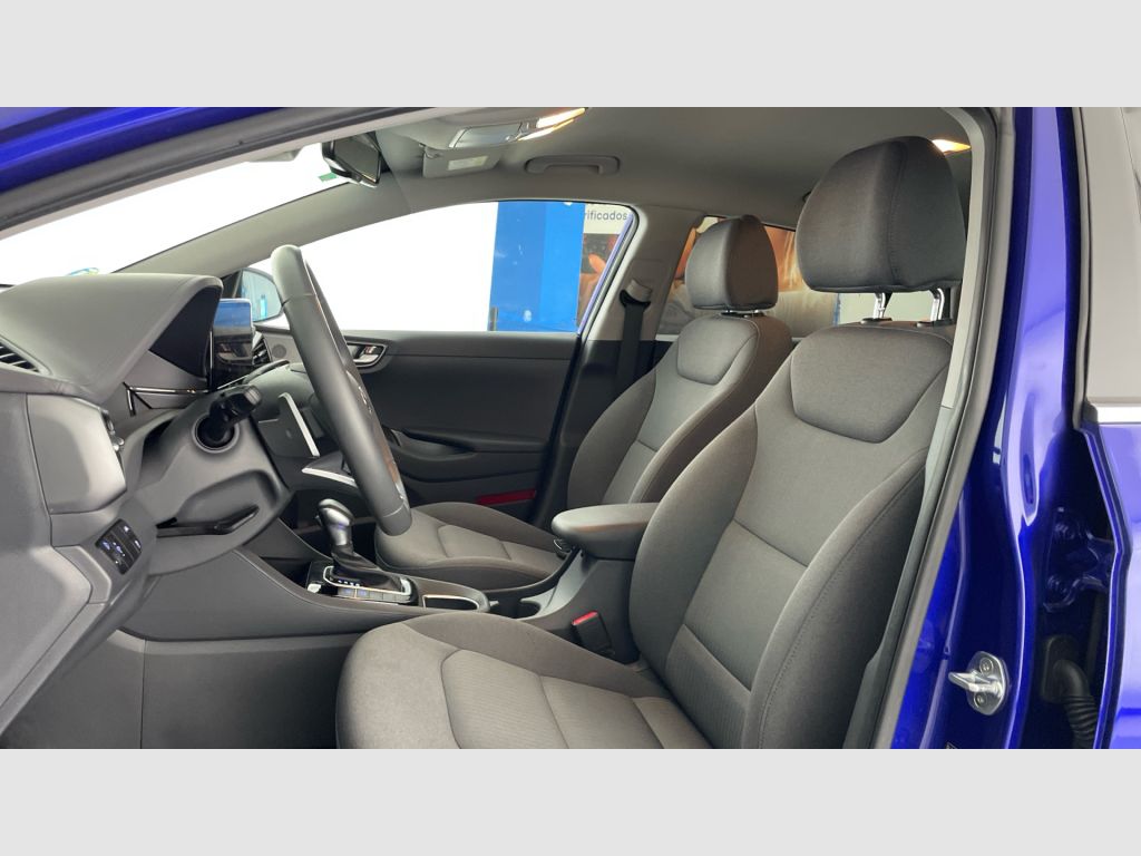 Hyundai IONIQ - 11