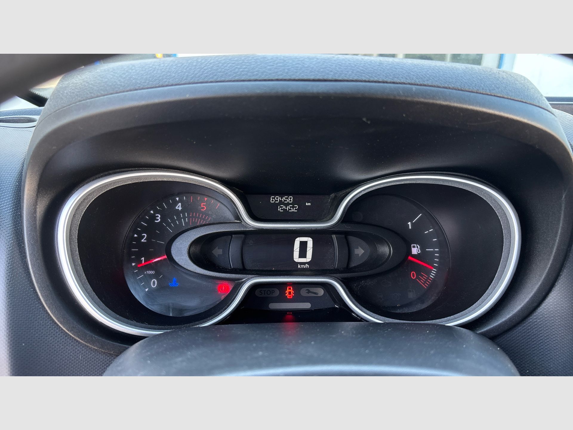 Renault Trafic - 8