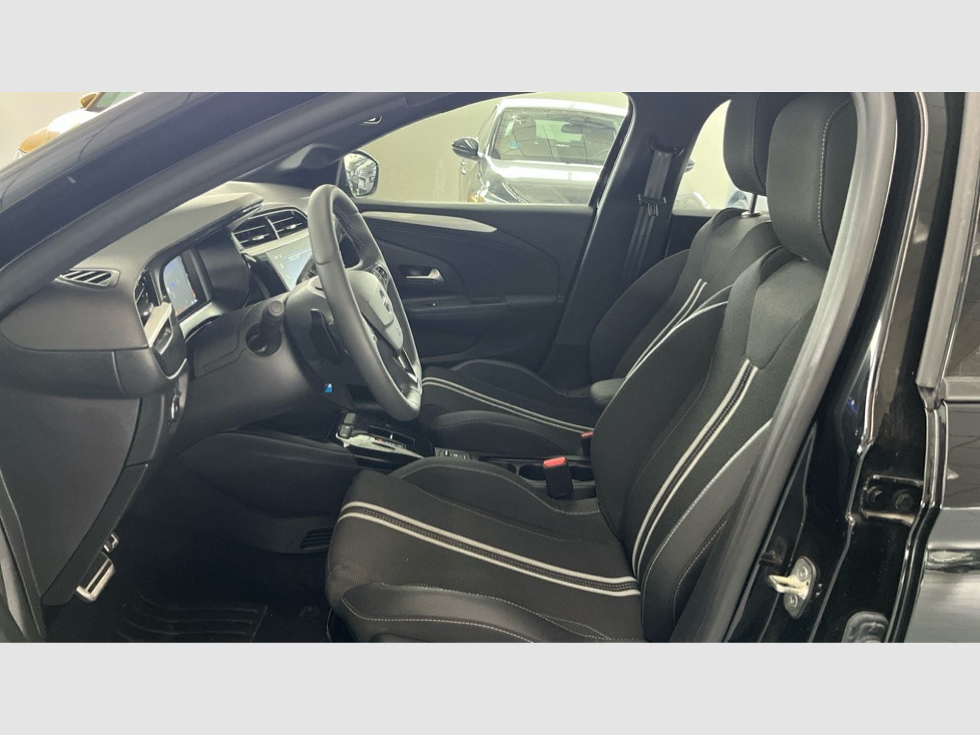 Opel Corsa - 11
