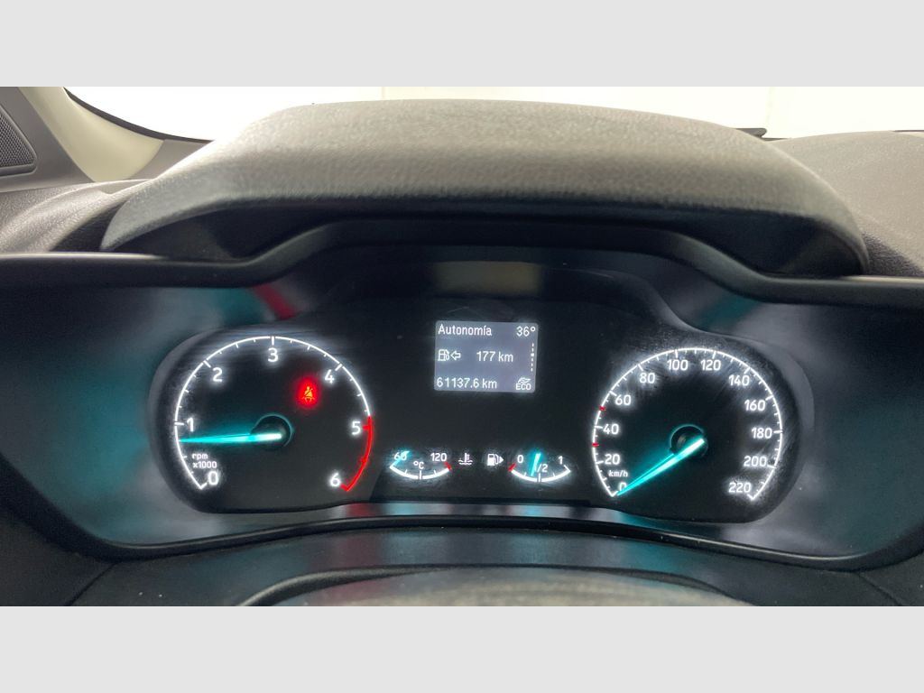 Ford Transit Connect - 10
