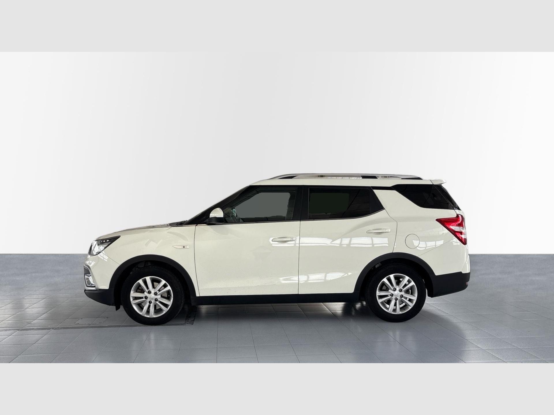 Ssangyong XLV - 4