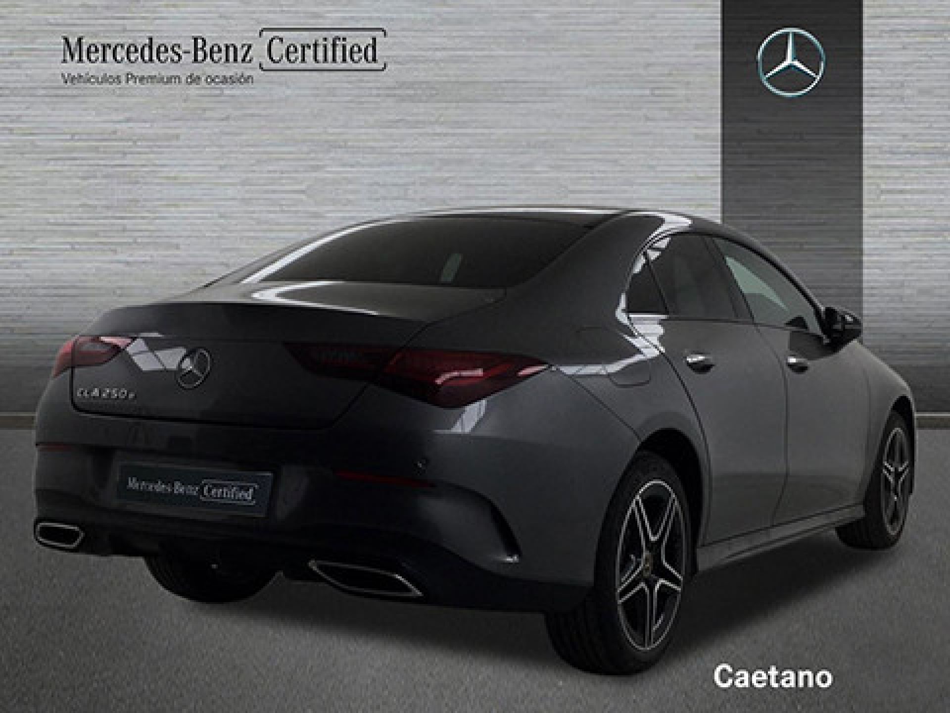 Mercedes-Benz CLA - 4