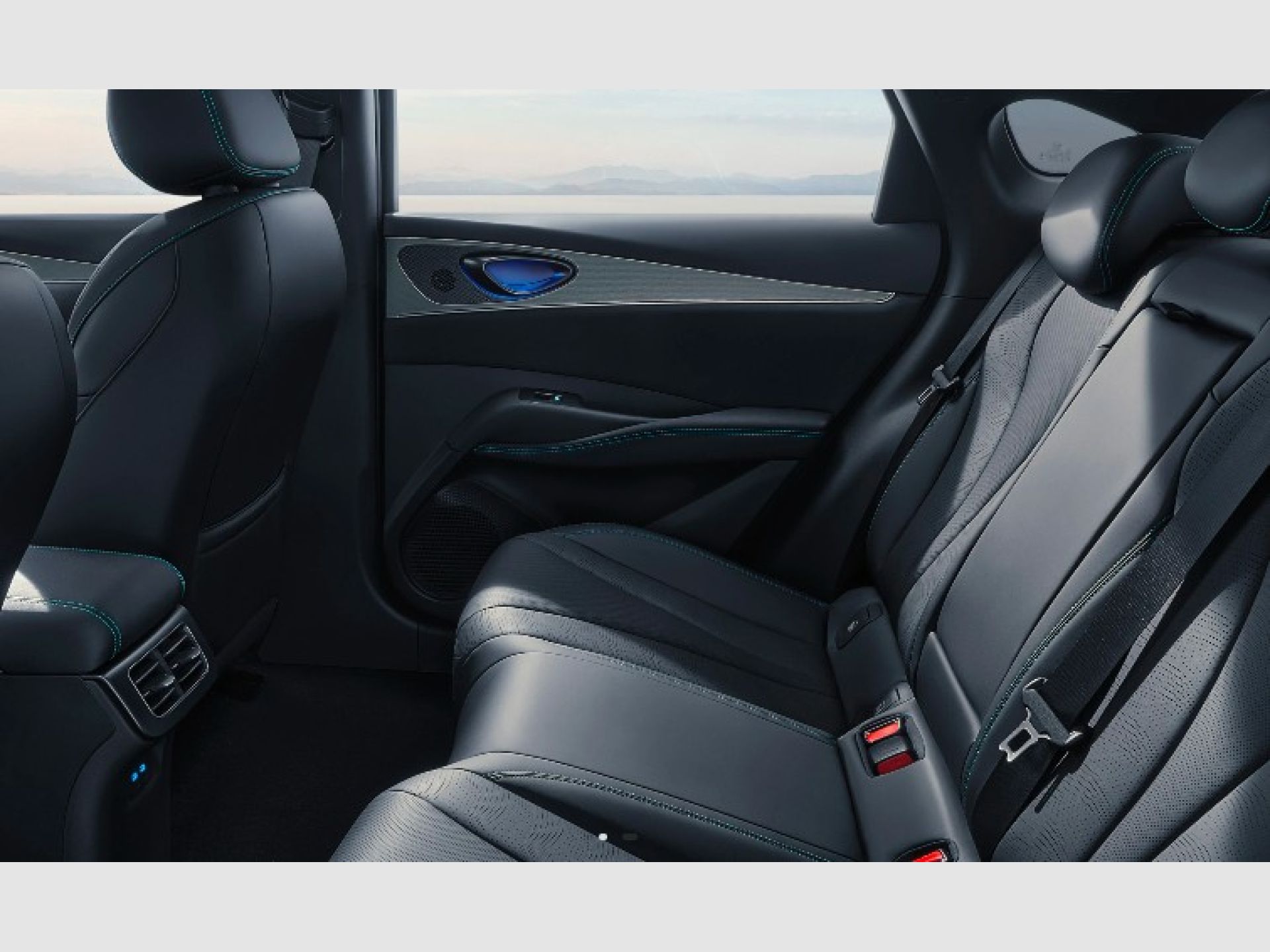 BYD Seal 6 DM-i - 4