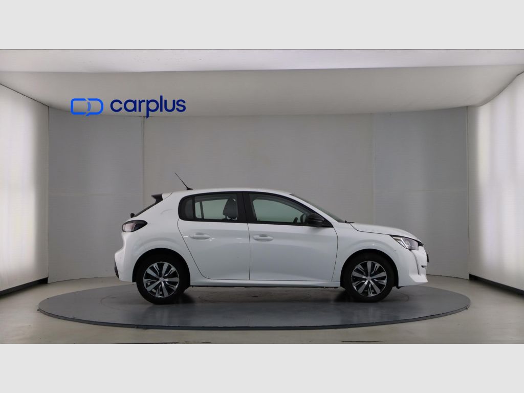 Peugeot 208 - 4