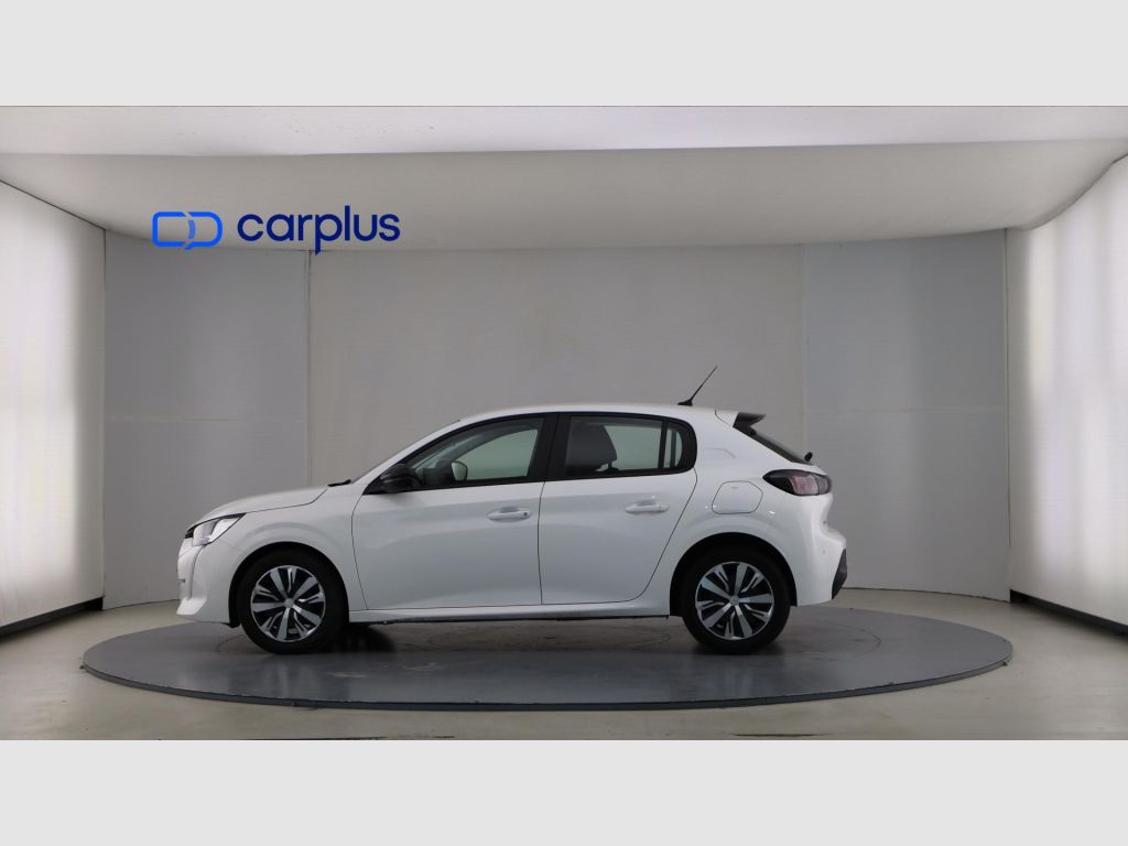 Peugeot 208 - 8