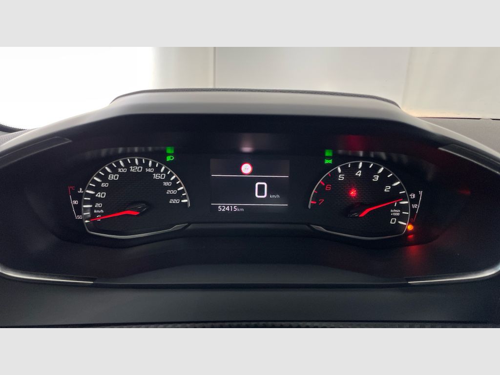 Peugeot 208 - 10