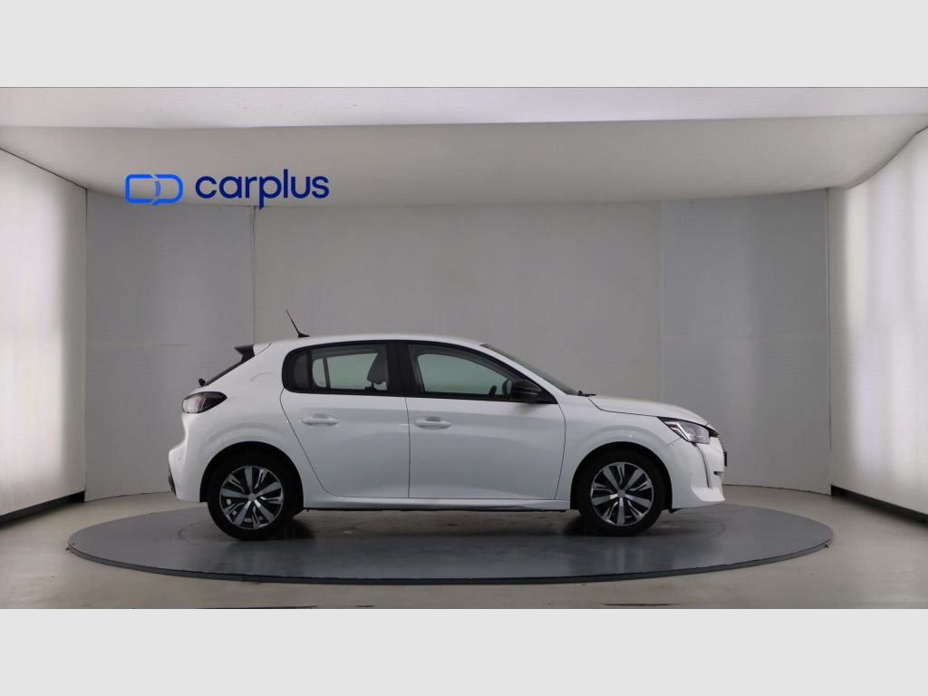 Peugeot 208 - 4