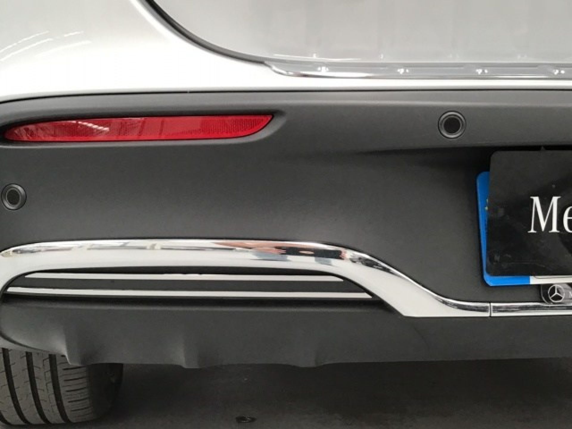 Mercedes-Benz EQA - 11