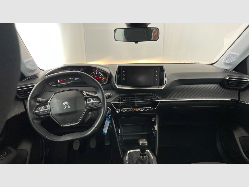 Peugeot 208 - 11