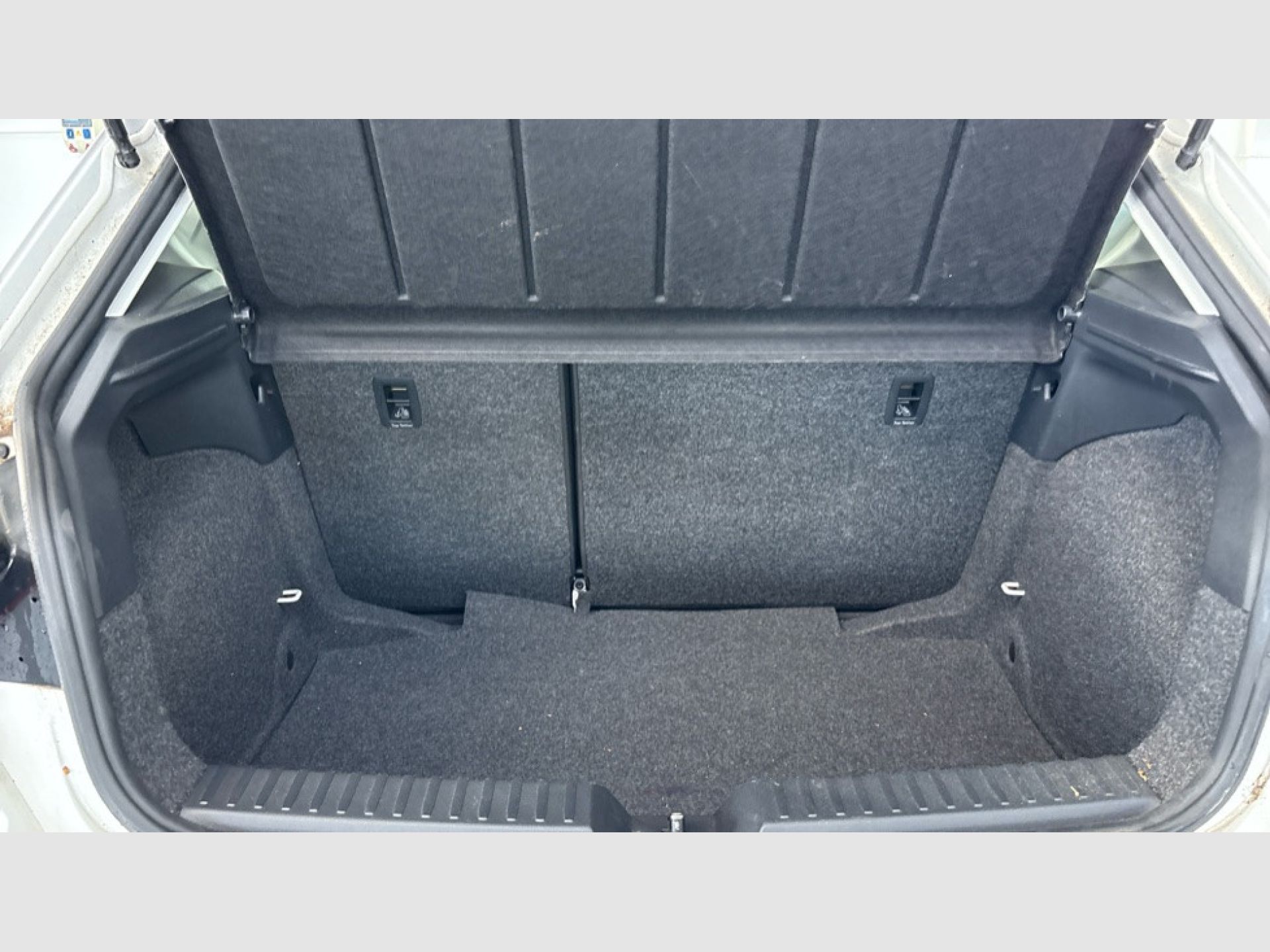 SEAT Ibiza - 12