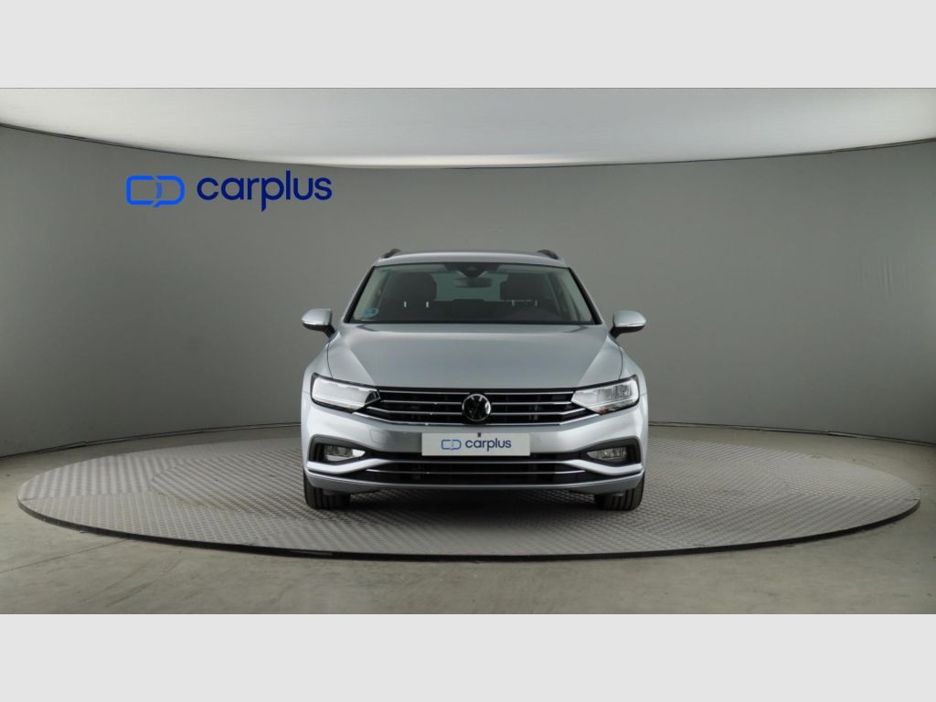 Volkswagen Passat - 3